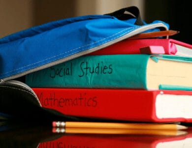 What are the differences between the Australian and the English curriculum?