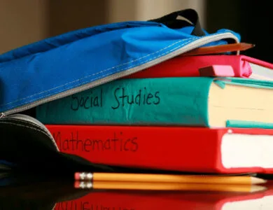What are the differences between the Australian and the English curriculum?