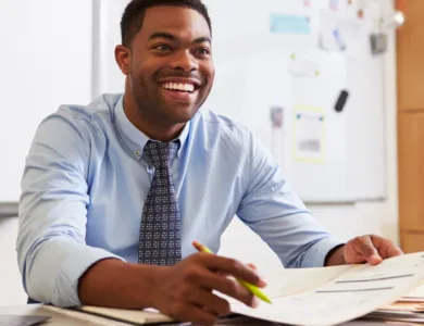 How much is the average ECT salary in the UK?